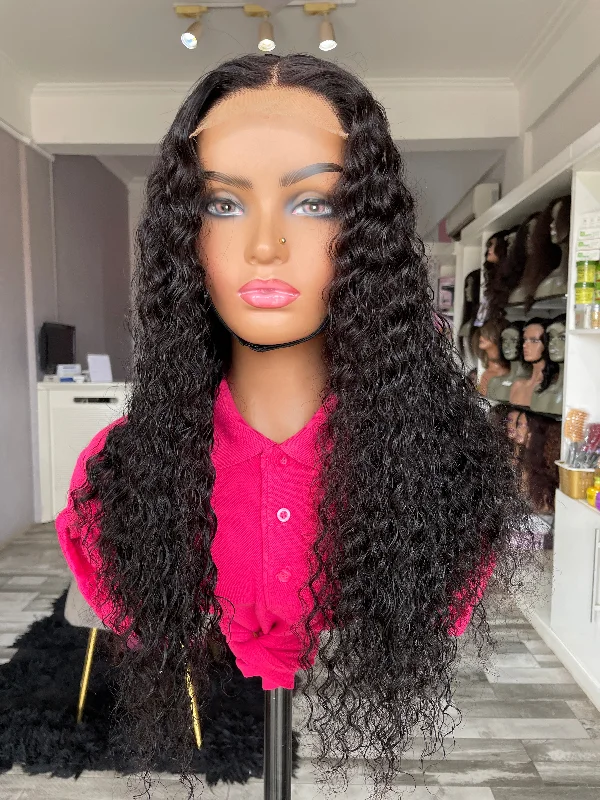 Human - hair wig with a wispy fringe for a soft and feminine lookSUNSHINE-Deep Wave Human Hair Wig