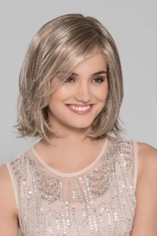 Ash - blonde bob wig for a trendy and cool - toned lookSale - Ellen Wille Wigs - Lucky Hi - Color: Sandy Blonde Rooted