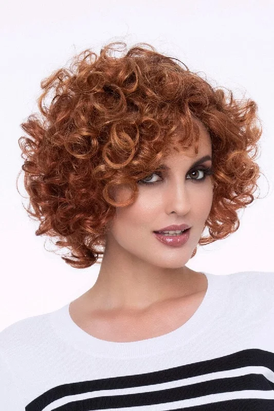 Bob wig made from high - quality synthetic fibersSale - Envy Wigs - Kenya - Color: Almond Breeze