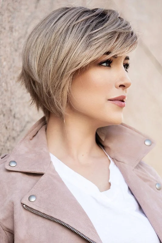 Short - bob wig for a super - sleek and minimalist styleSale - Gabor Wigs - Make A Statement - Color: SS Iced Latte Macchiato (GF17-23SS)