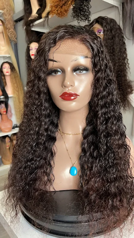 Human - hair wig with a pre - bleached knot for a natural - looking scalpTara 22