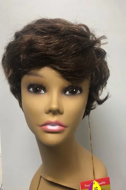 Human - hair wig with a wispy fringe for a soft and feminine lookWannaBe 100% Human Hair Full Wig HW PAULA